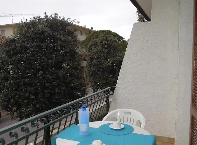 Relaxing With Private Garden Near The Sea *