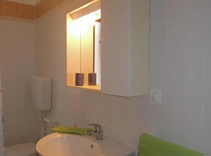 Relaxing With Private Garden Near The Sea Apartamento