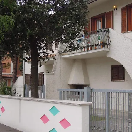 Апартаменты Relaxing With Private Garden Near The Sea *